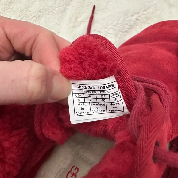 UGG Suede Fur Lined Neumal Boot Lace Up Chukka Ankle Boots - Picture 4 of 8